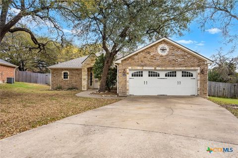 Photo of 115 Squire Loop, Belton, TX 76513 (MLS # 607141)
