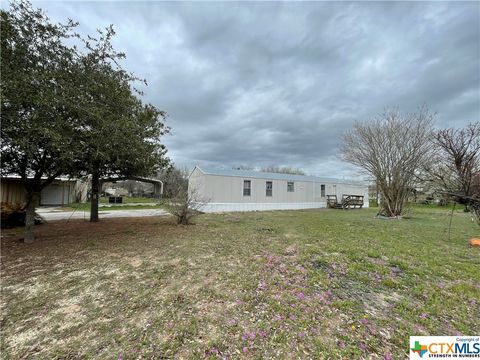 A home in Floresville