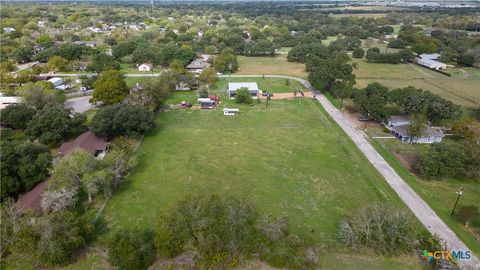 A home in Yoakum