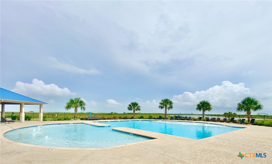 2936 Hammock Court
