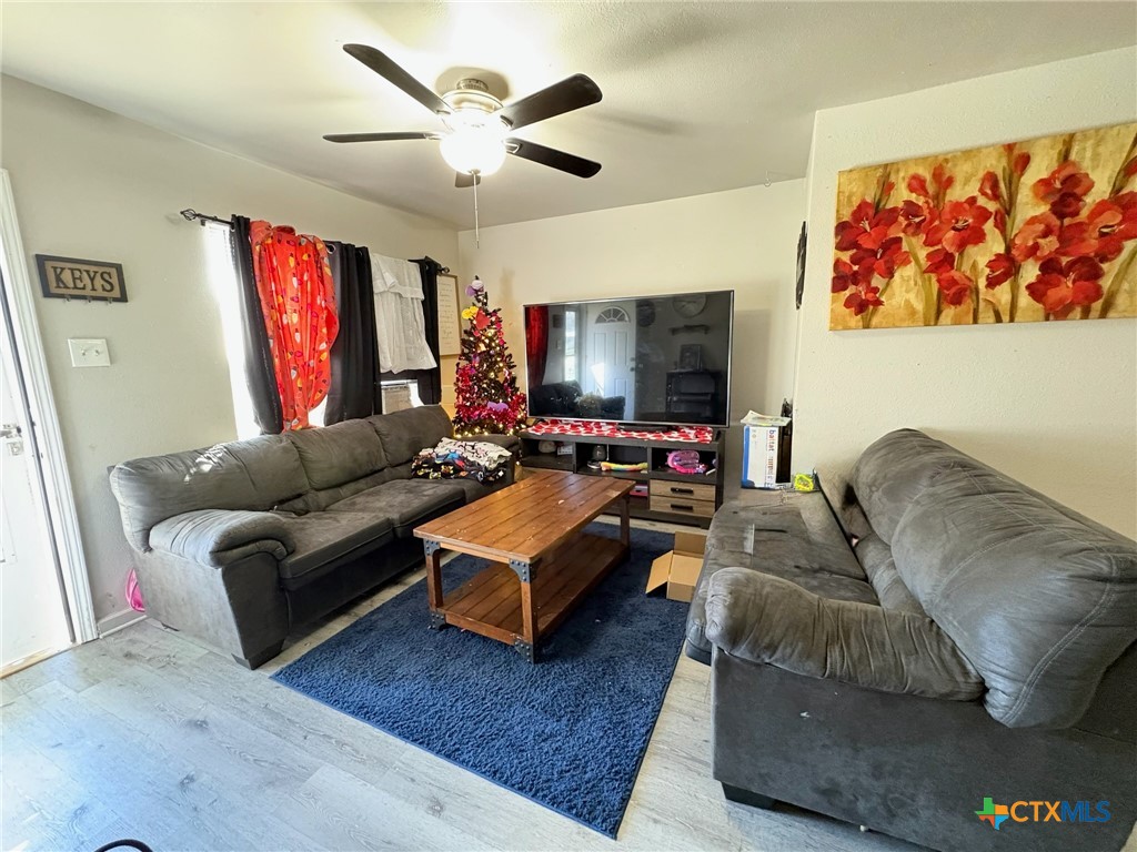 1510 E Mimosa Avenue