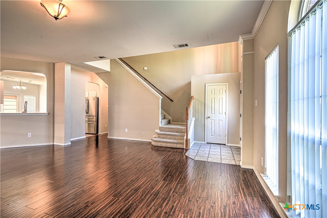 705 White Hawk Trail