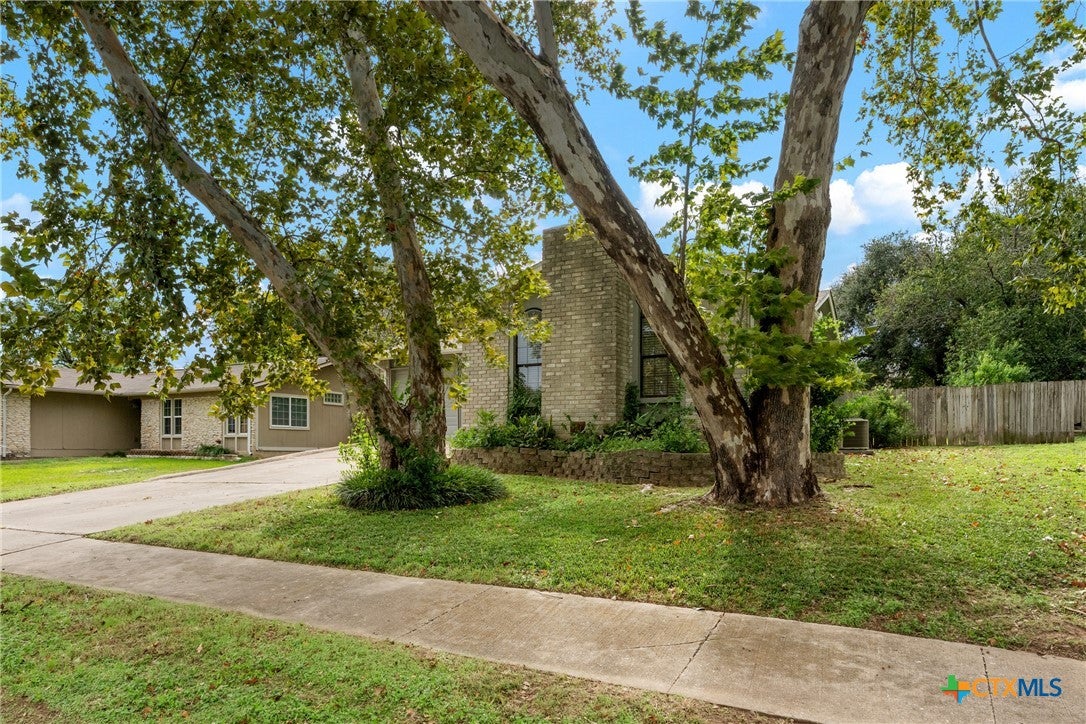 4009 Hillside Drive
