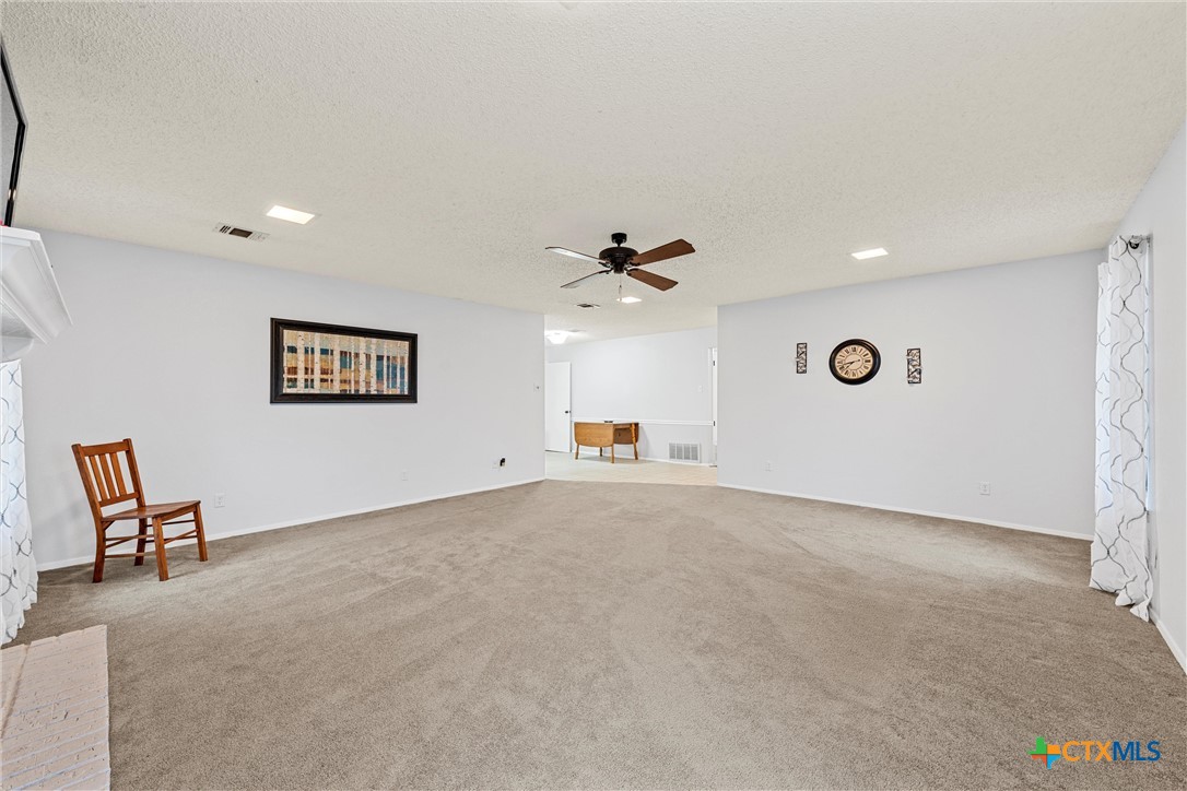 296 Valiant Wills Road