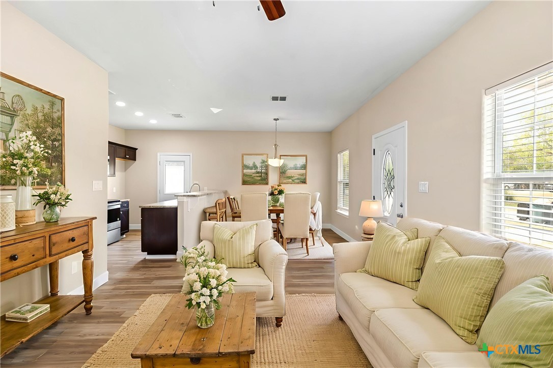 1628 Armstrong Street