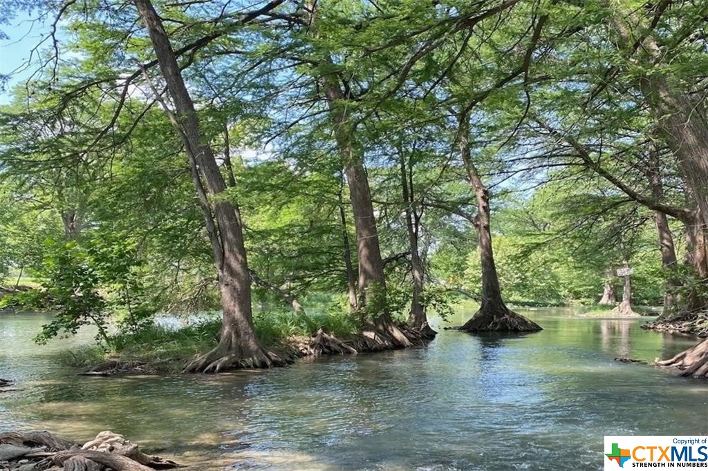 View New Braunfels, TX 78130 condo