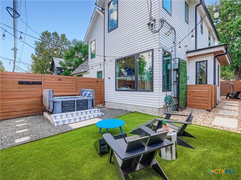 Photo of 512 Sacramento Drive #A, Austin, TX 78704 (MLS # 600269)