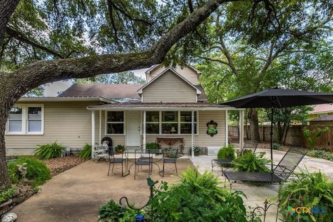 A home in Gonzales