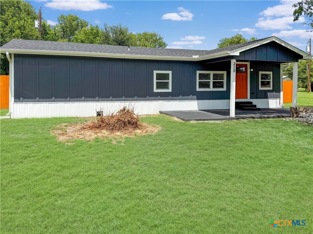215 E Valley Road