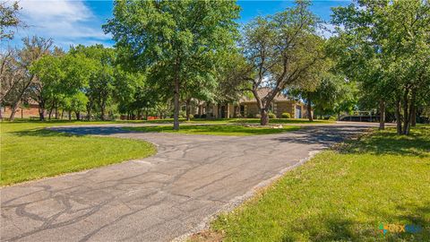 A home in Kempner