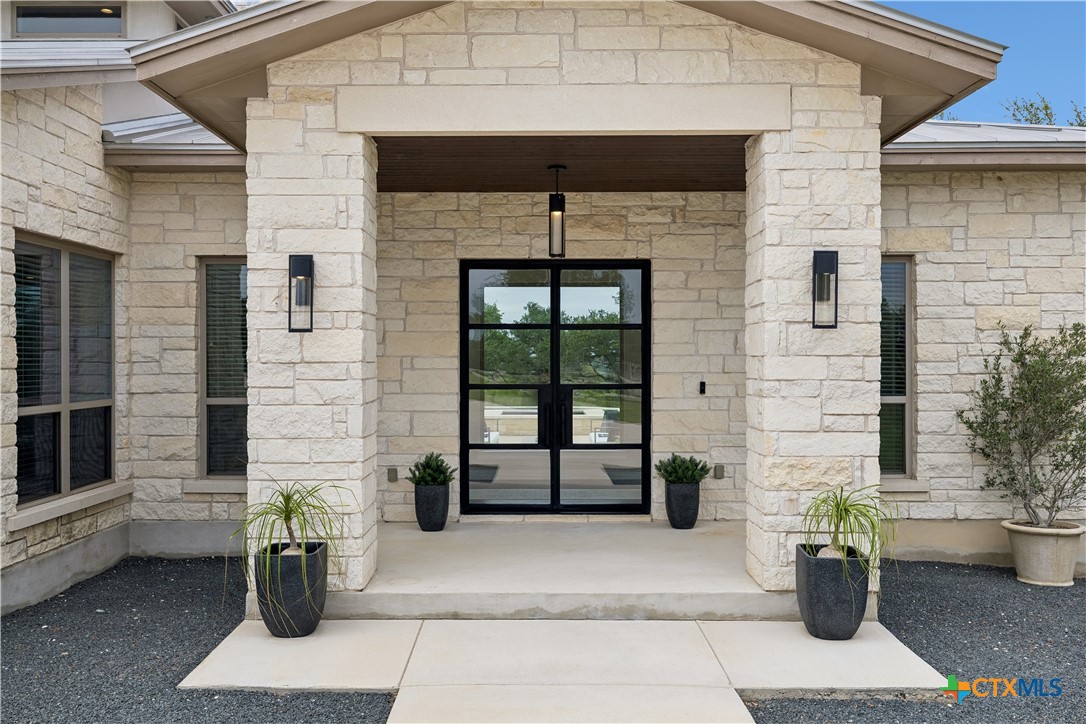3214 Comal Springs
