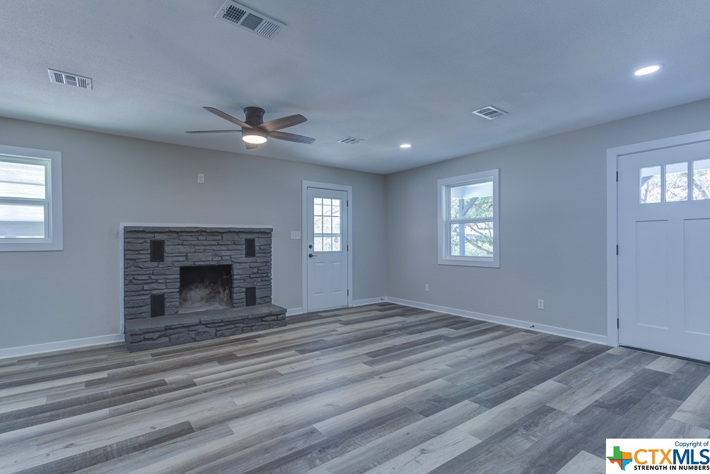 Spring Branch, Texas 78070, United States, 2 Bedrooms Bedrooms, ,1 BathroomBathrooms,Residential,Active,71321