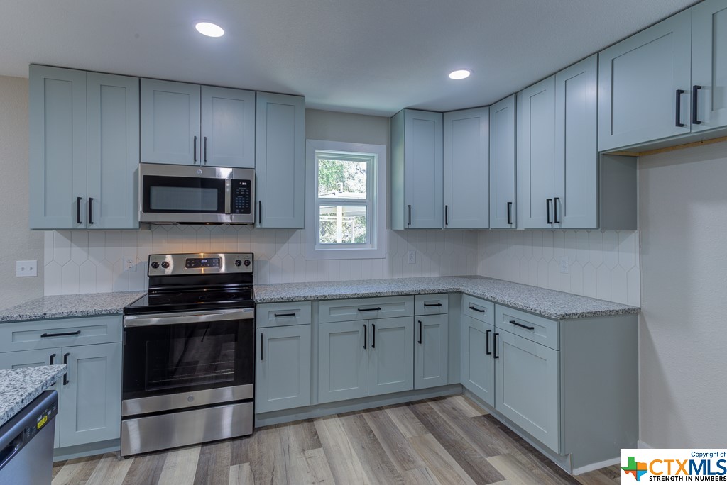 Spring Branch, Texas 78070, United States, 2 Bedrooms Bedrooms, ,1 BathroomBathrooms,Residential,Active,71321