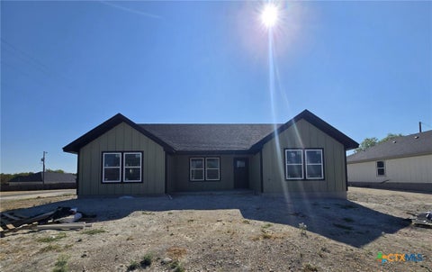 Photo of 504 N 14th Street, Gatesville, TX 76528 (MLS # 624074)