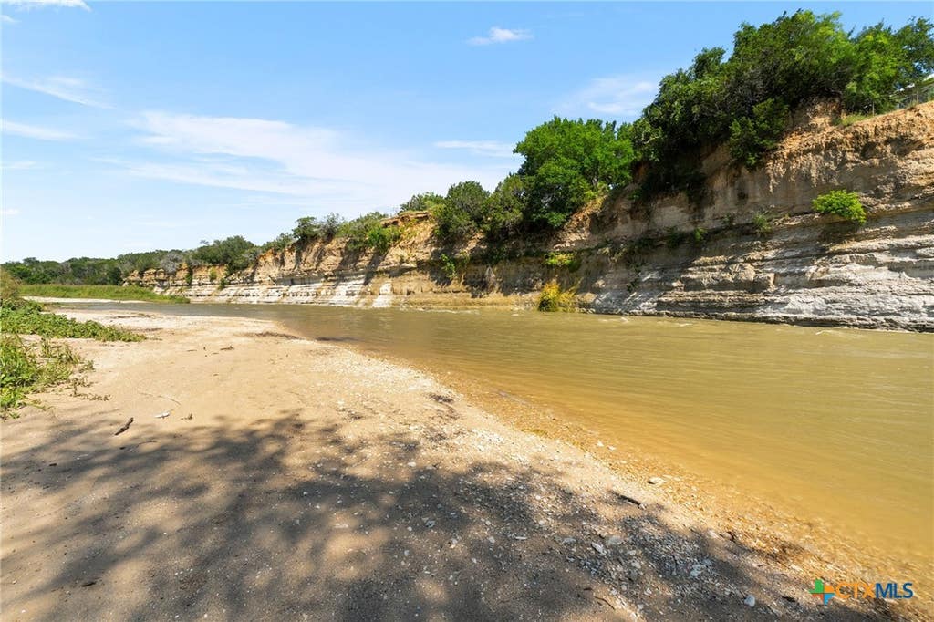 Photo of 1427 River Ridge Ranch Road, Killeen, TX 76549 (MLS # 617216)