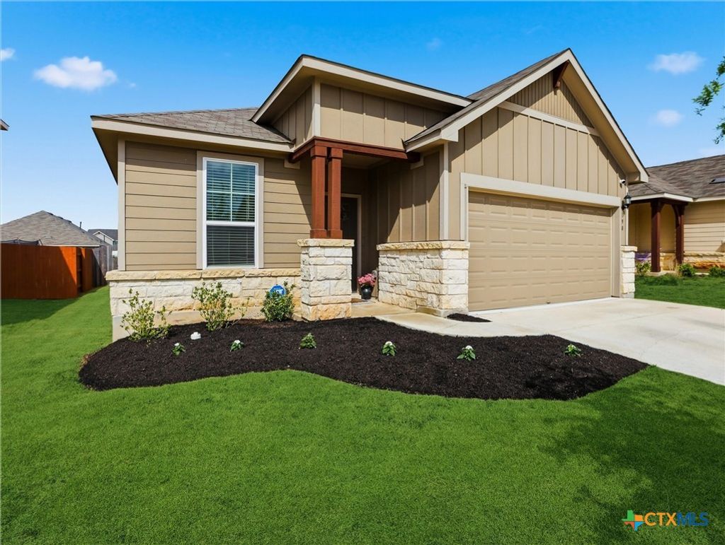 Photo of 198 Orange Road, Buda, TX 78610 (MLS # 610488)