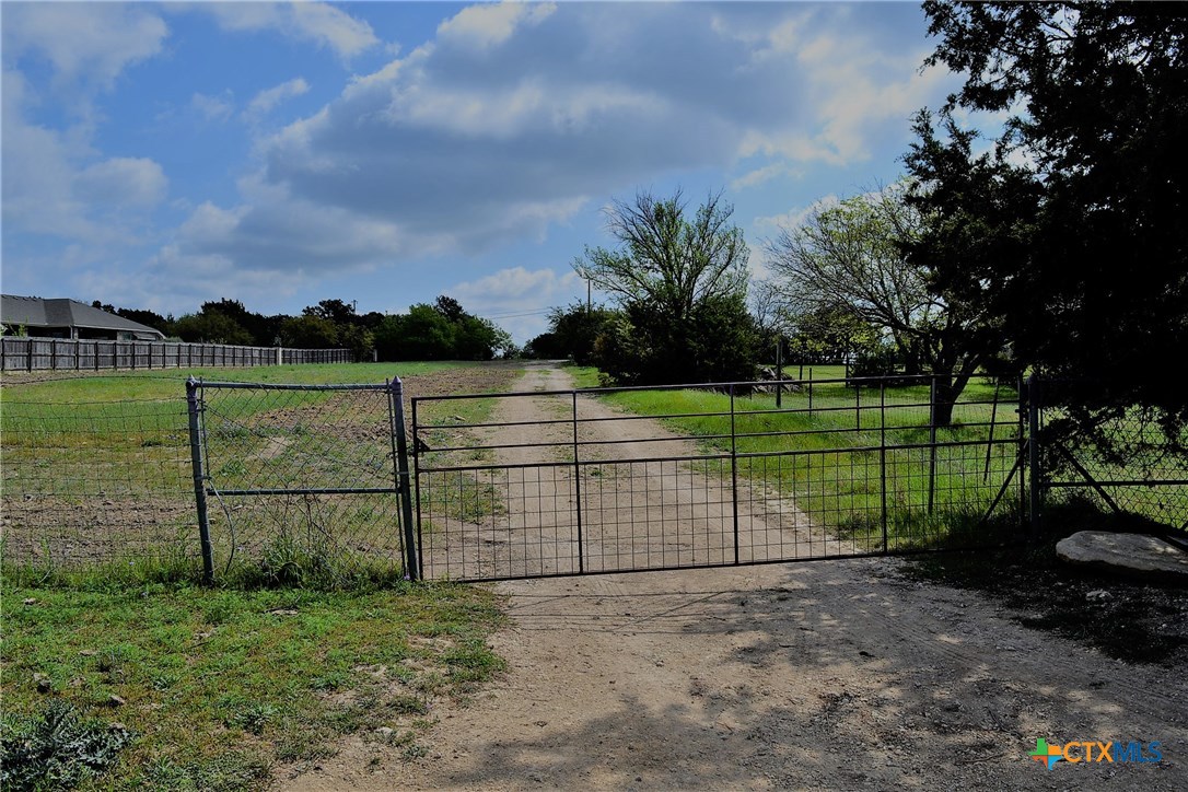 1290 County Road 4765