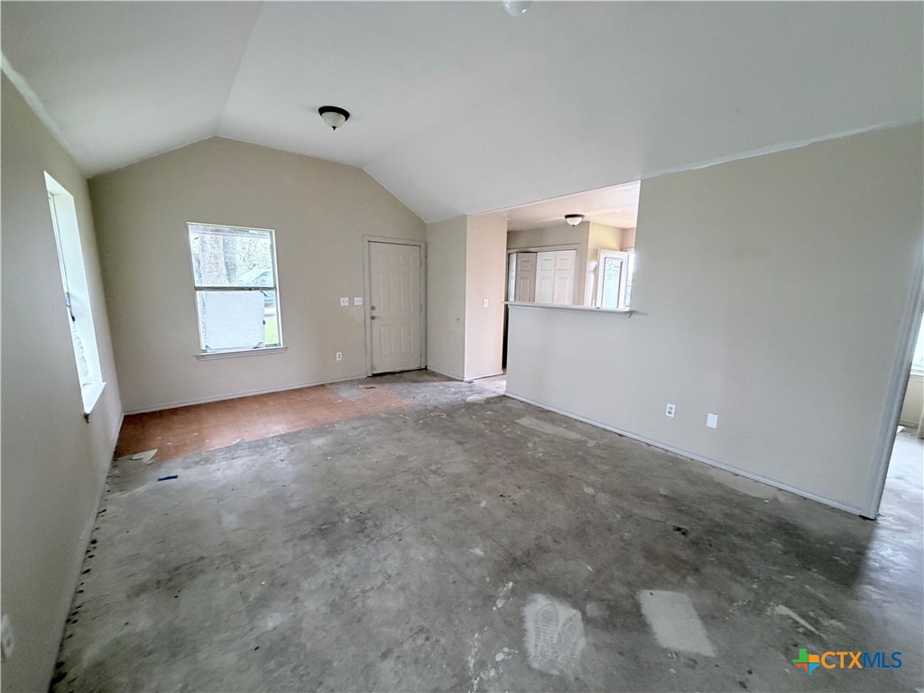 807 S Promenade Street