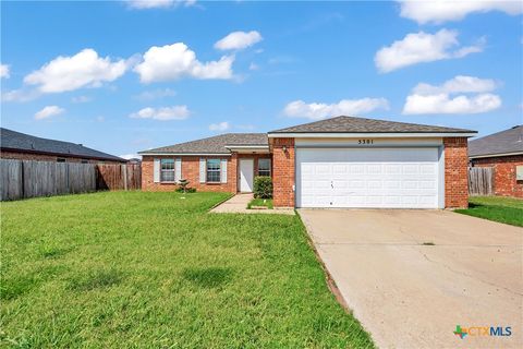 Photo of 5301 Lauren Lea Drive, Killeen, TX 76549 (MLS # 595426)