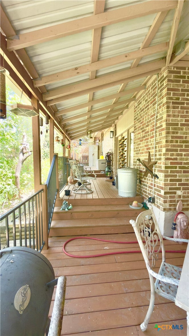 4000 Hickory Road 6,9,10
