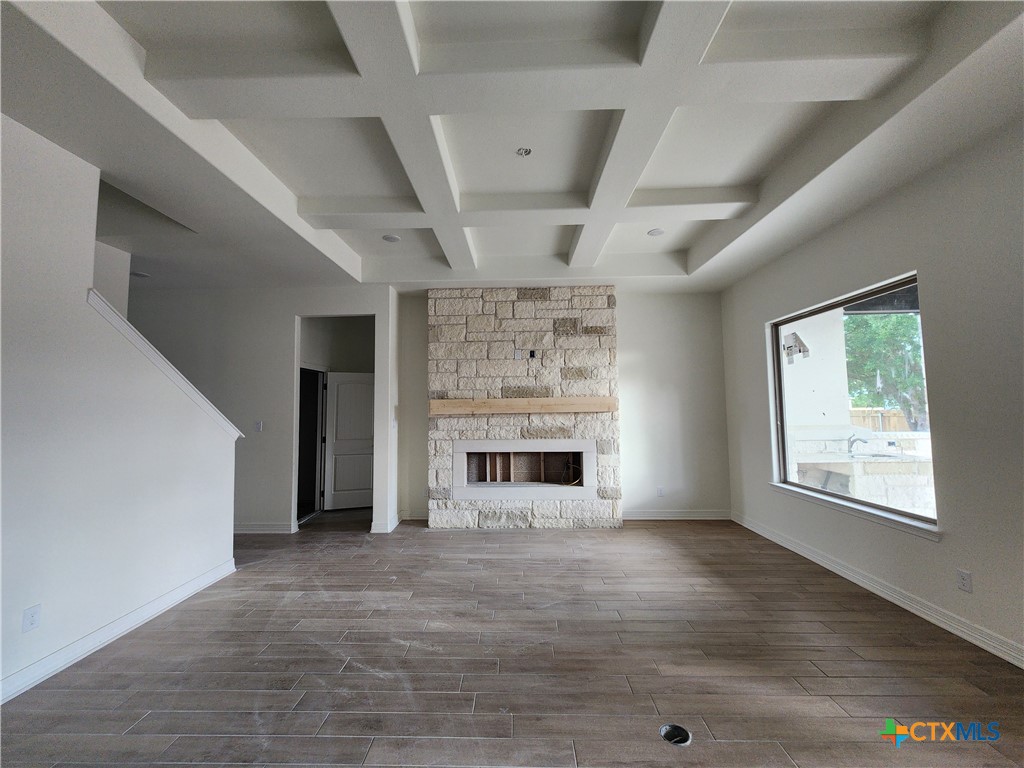 813 Golden Eagle Cove