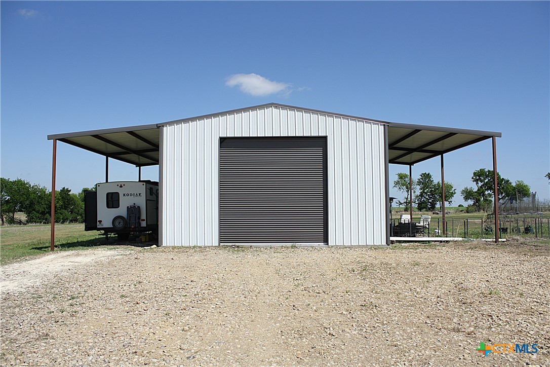 8821 County Road 133