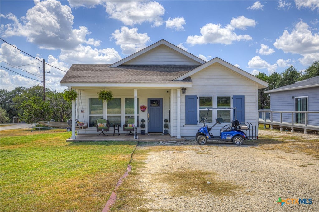 Photo of 2870 Candlelight Drive, Canyon Lake, TX 78133 (MLS # 623482)