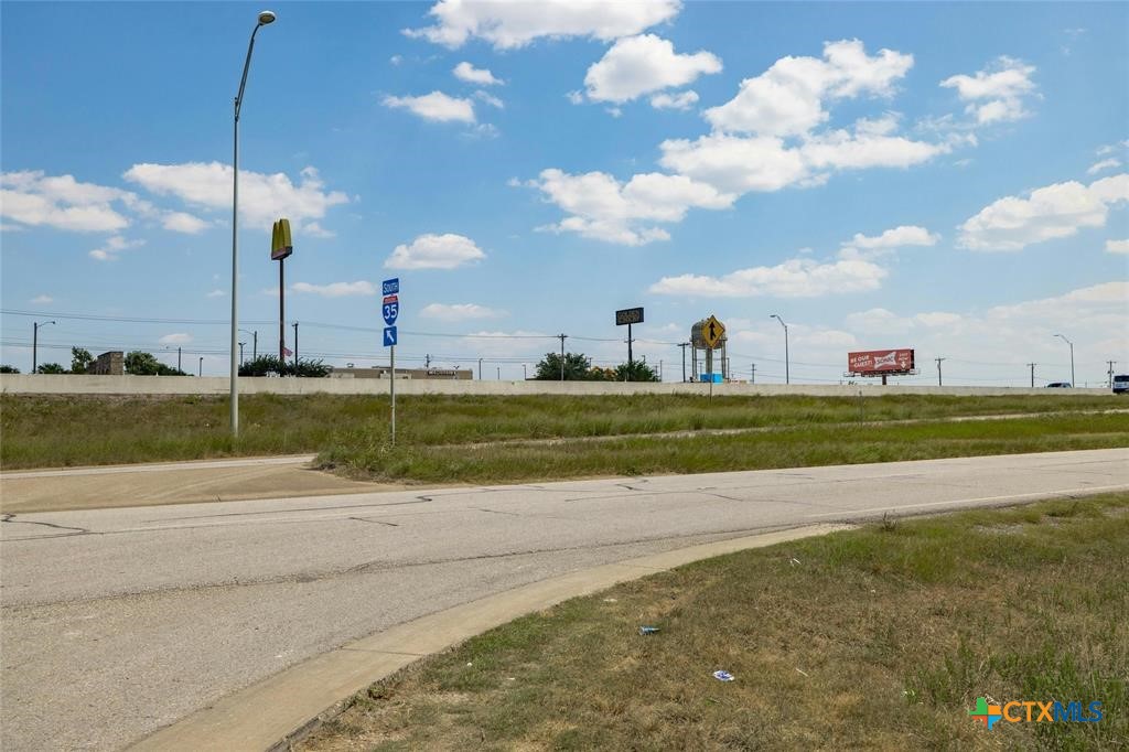 576 Town Center Loop