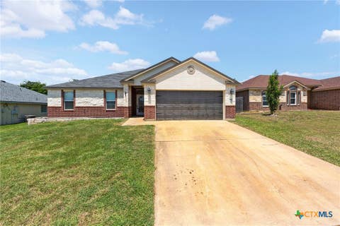 Photo of 3907 Dewitt County Court, Killeen, TX 76549 (MLS # 619638)