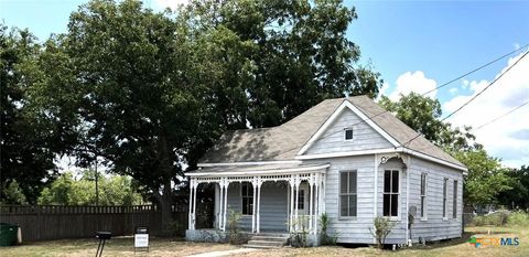Photo of 603 N Depot Street, Victoria, TX 77901 (MLS # 603311)