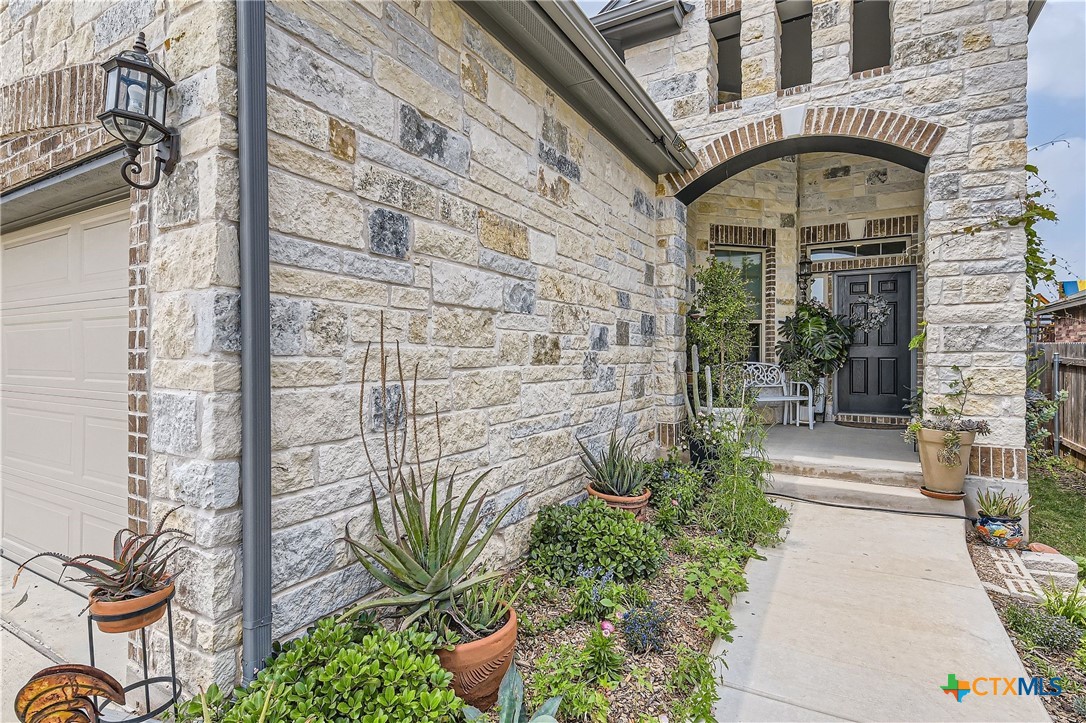 San Marcos, Texas 78666, United States, 3 Bedrooms Bedrooms, ,2 BathroomsBathrooms,Residential,Pending,57413