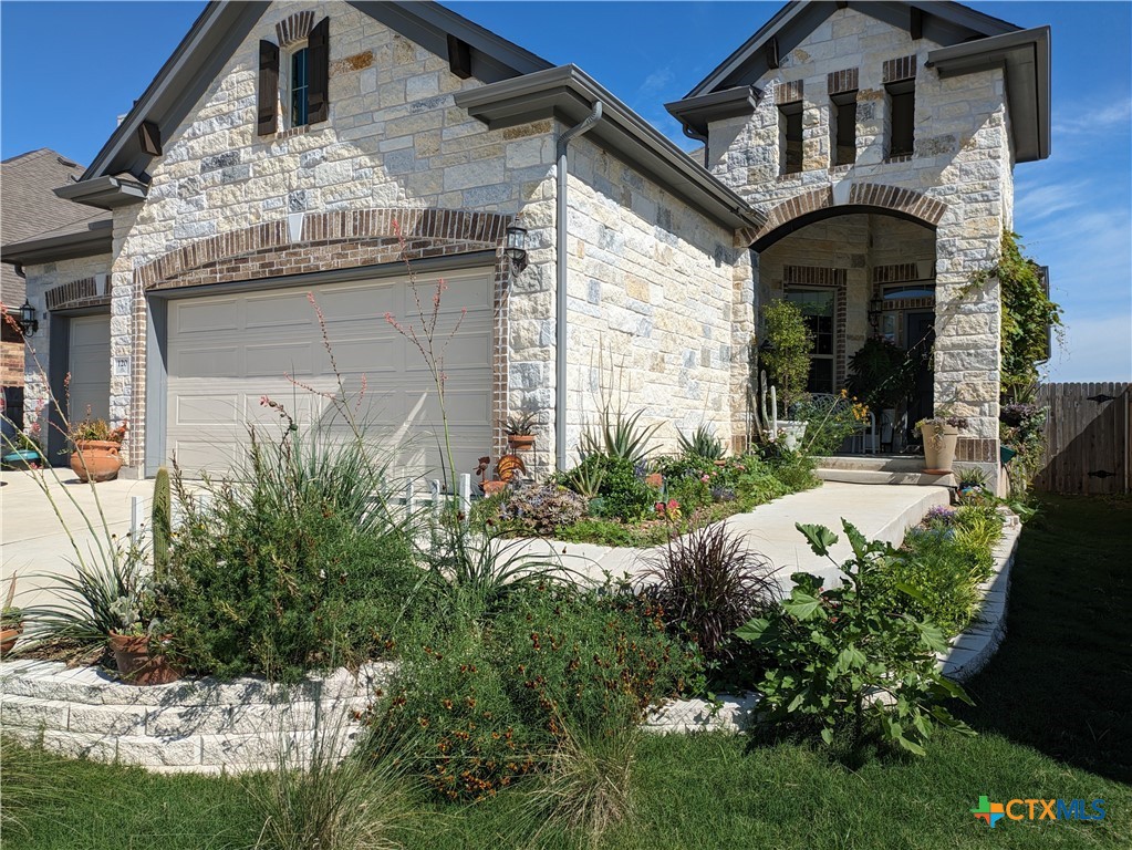 San Marcos, Texas 78666, United States, 3 Bedrooms Bedrooms, ,2 BathroomsBathrooms,Residential,Pending,57413