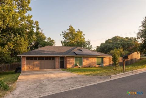 Photo of 102 Chaparral Street, San Marcos, TX 78666 (MLS # 619303)
