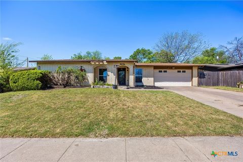 Photo of 2305 Athens Street, Killeen, TX 76541 (MLS # 608654)