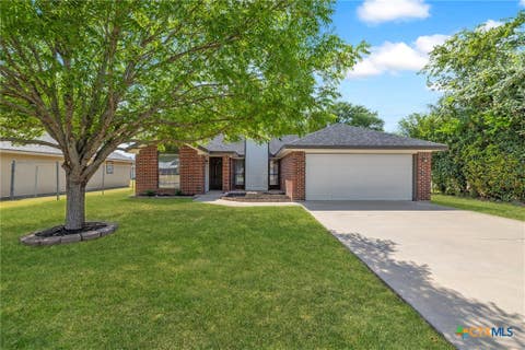 Photo of 2605 Hidden Hill Drive, Killeen, TX 76543 (MLS # 619173)