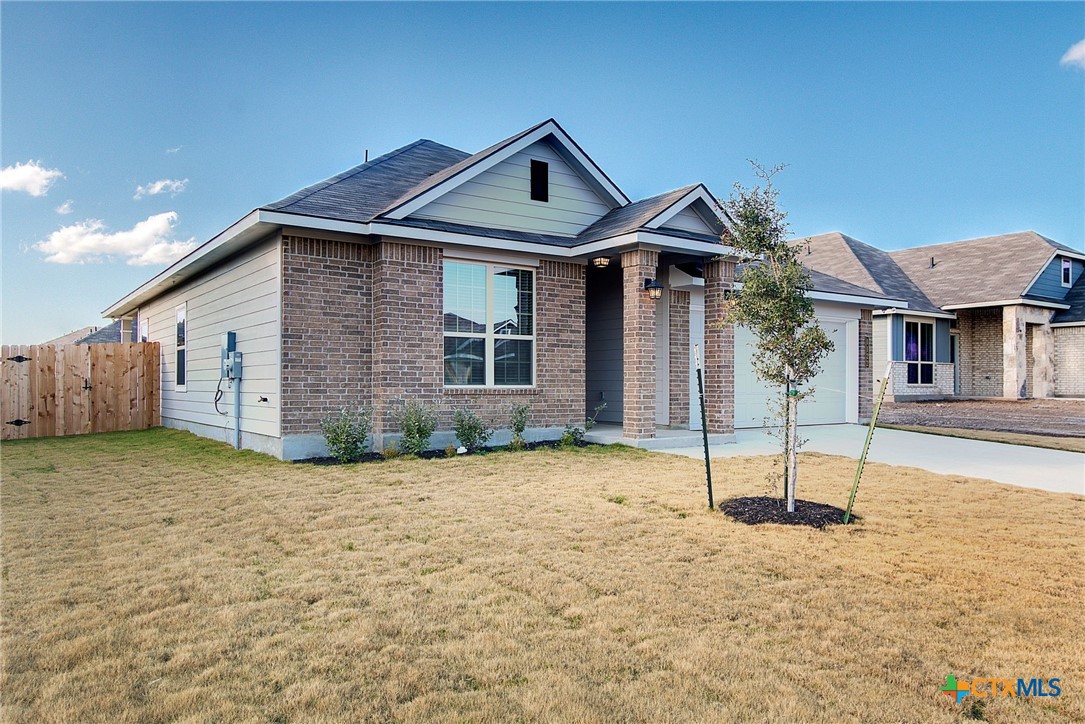 1122 Lilac Ledge Drive
