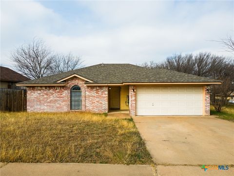 Photo of 611 N 21st Street, Copperas Cove, TX 76522 (MLS # 602389)