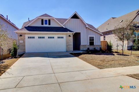 Photo of 747 Navarro Street St, New Braunfels, TX 78132 (MLS # 608889)