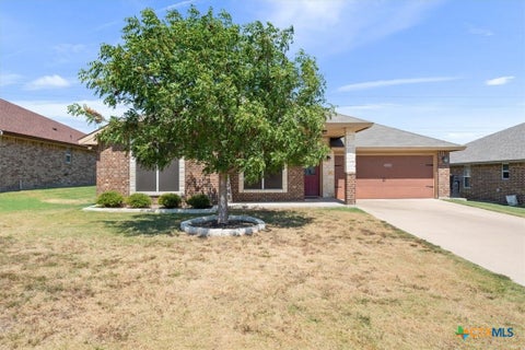 Photo of 2013 Broken Shoe Trail, Temple, TX 76502 (MLS # 623570)