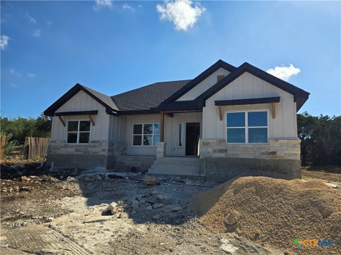 Photo of 1221 Lasso Loop, Canyon Lake, TX 78133 (MLS # 626402)