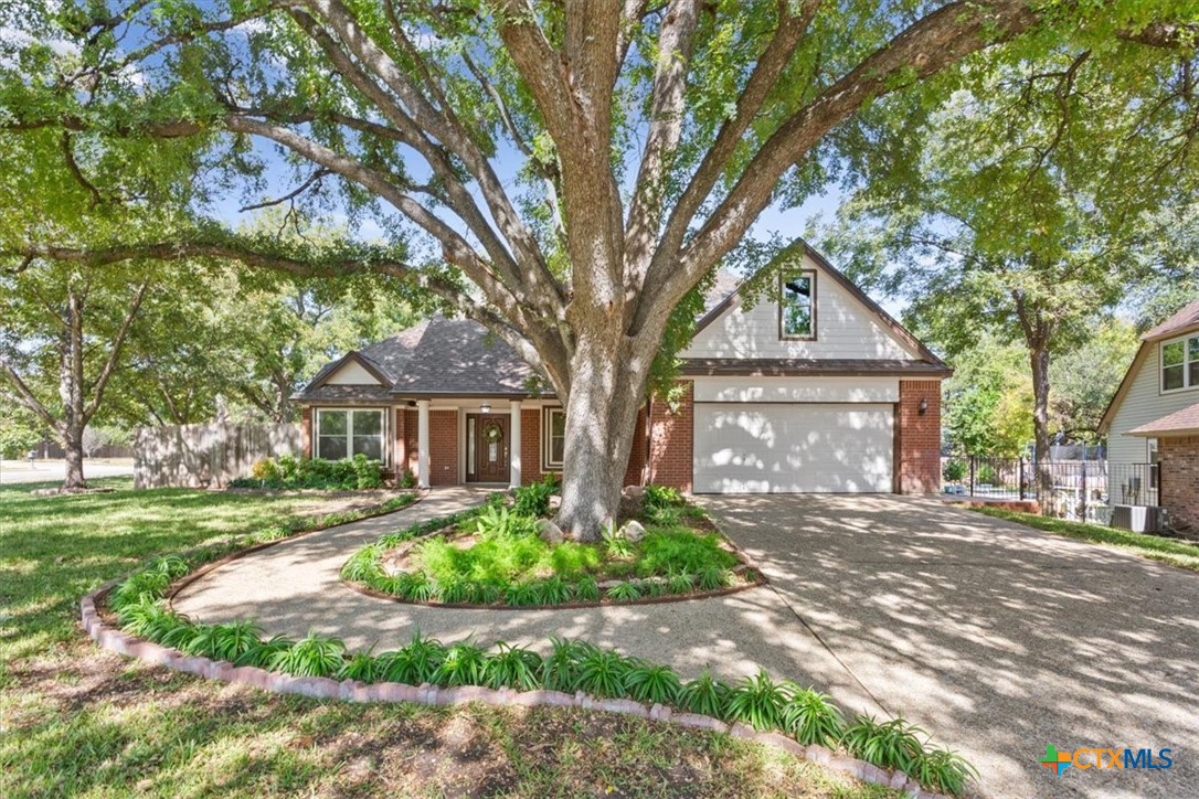 601 Christina Circle