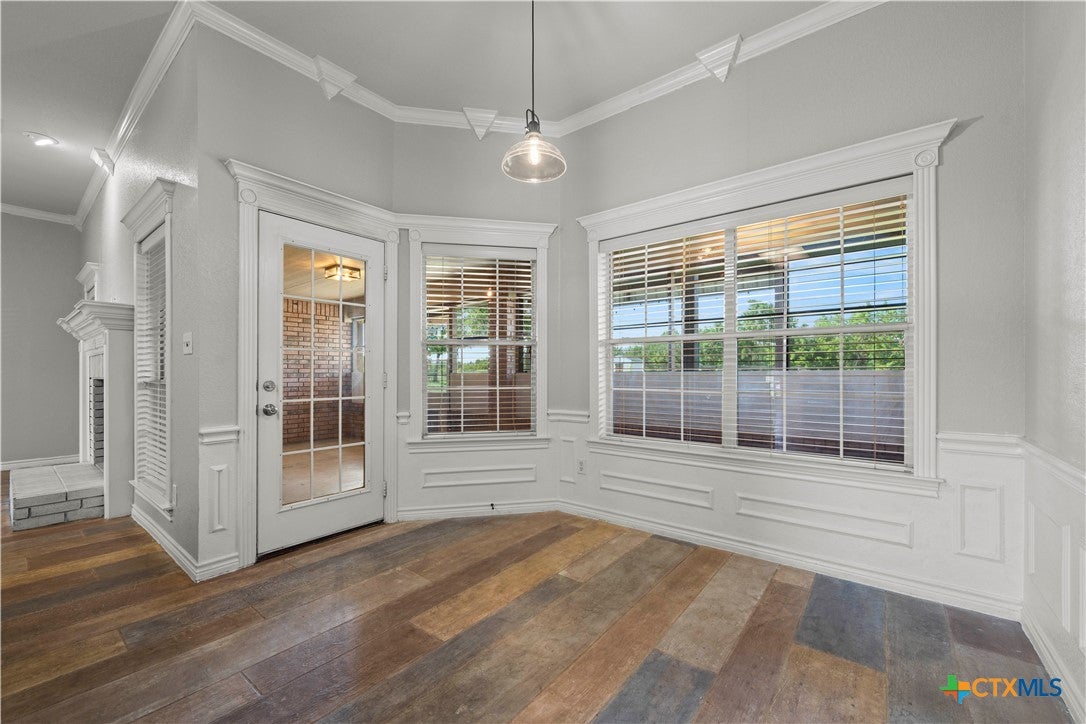 254 Hawk Lane