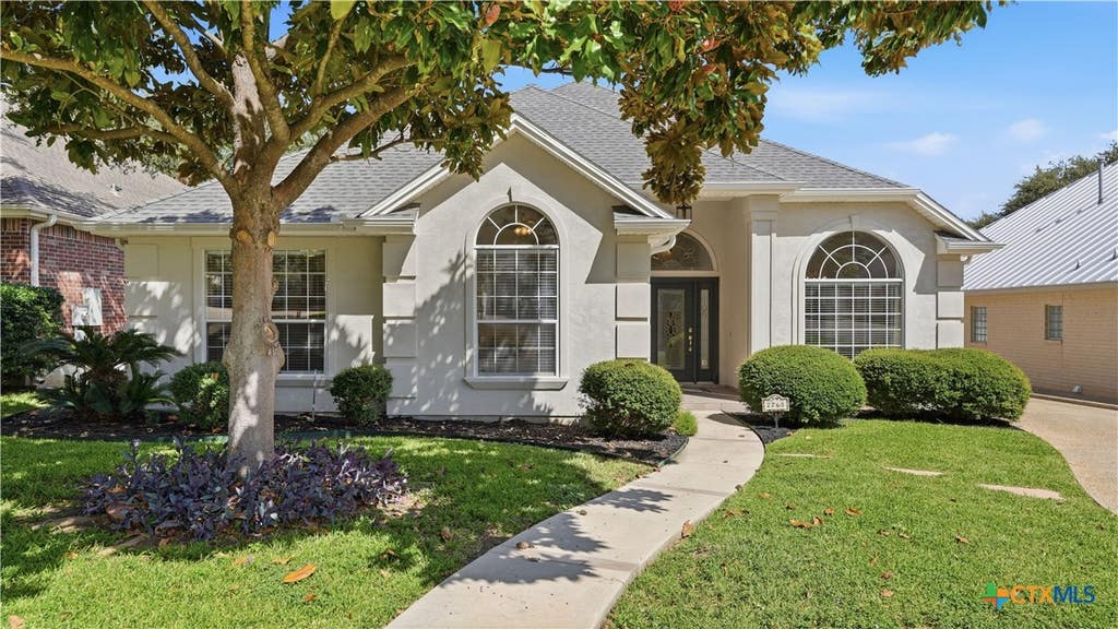 Photo of 2768 Morning Moon, New Braunfels, TX 78132 (MLS # 622949)