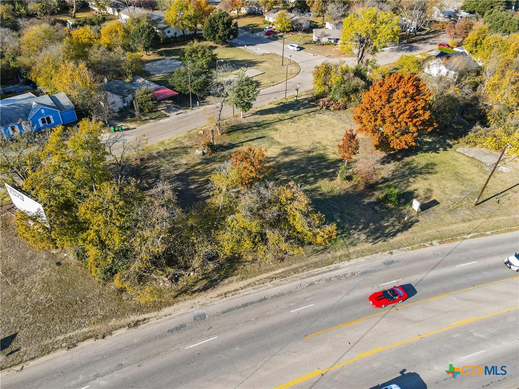 105, 107, 109, 111 Victory Drive