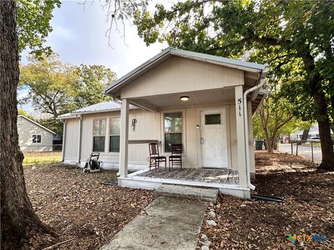 Photo of 511 Mckie Street, San Marcos, TX 78666 (MLS # 596618)