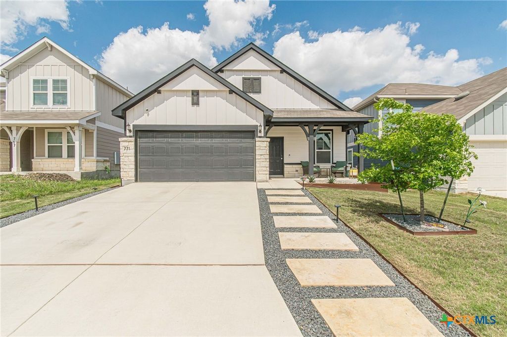 Photo of 771 Steeplebush, New Braunfels, TX 78130 (MLS # 610626)