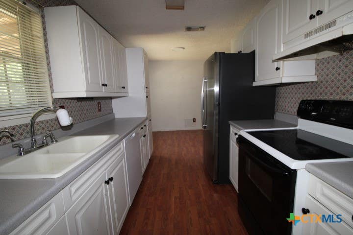 Photo of 277 Pedernales Lane, Kempner, TX 76539 (MLS # 622709)