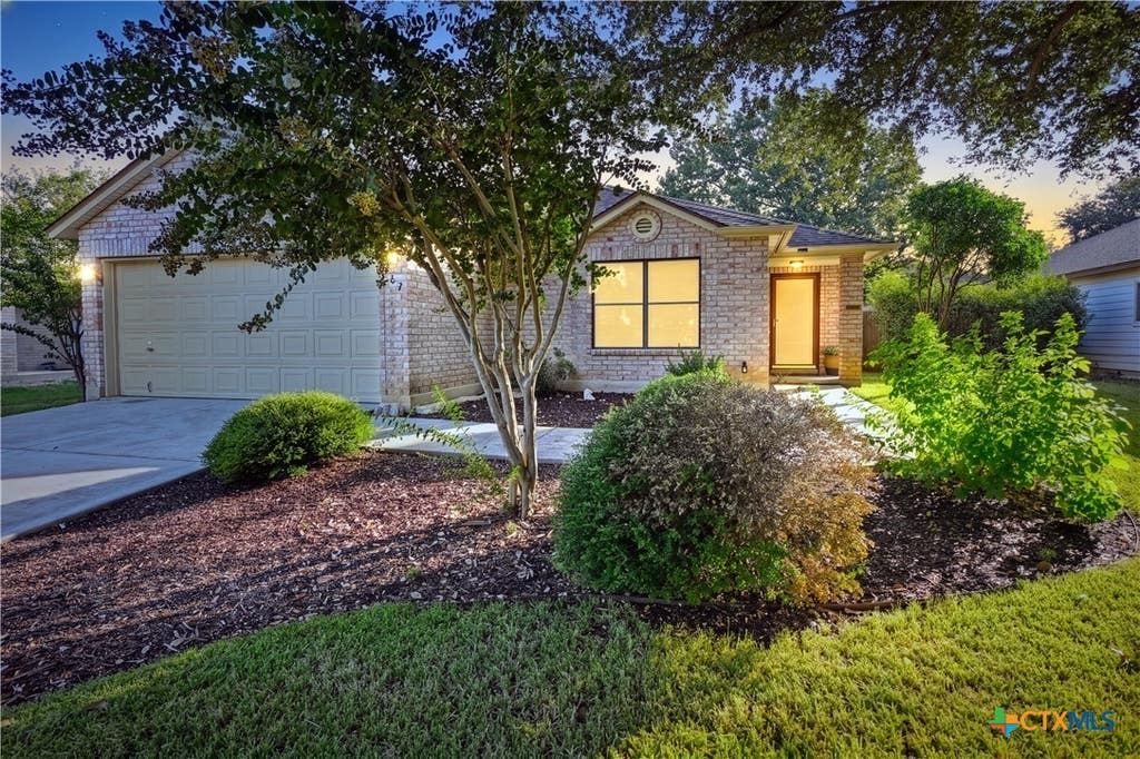 Photo of 762 Pinehurst Drive, New Braunfels, TX 78130 (MLS # 623373)