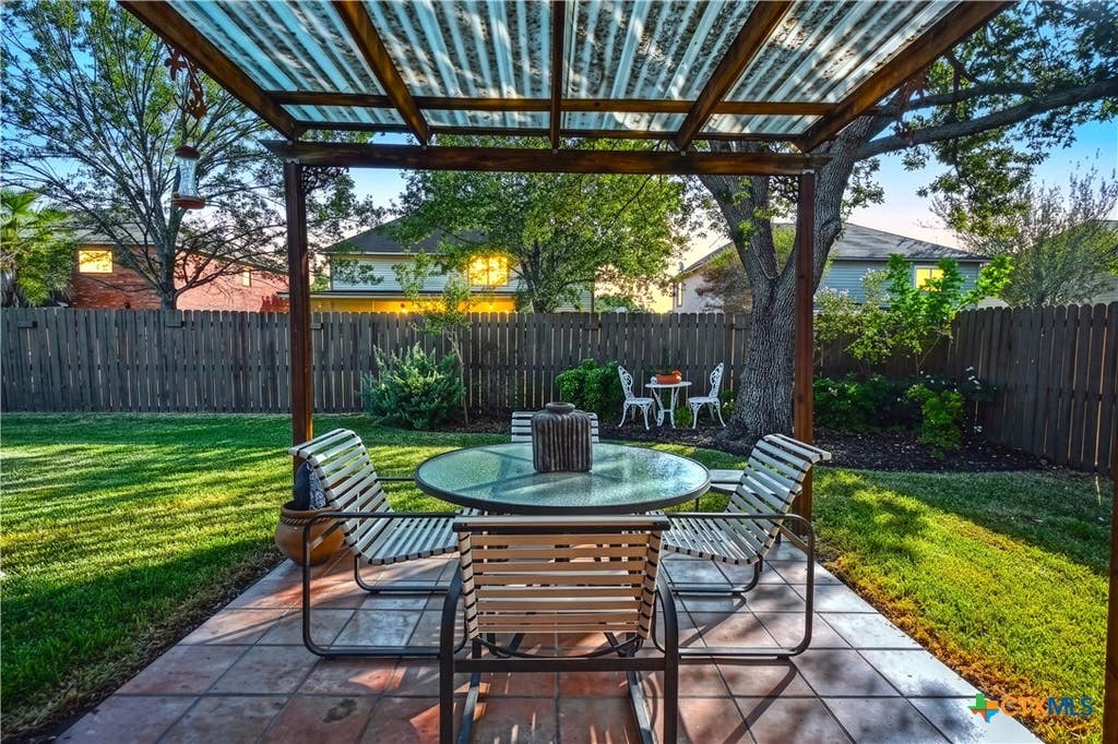 Photo of 762 Pinehurst Drive, New Braunfels, TX 78130 (MLS # 623373)
