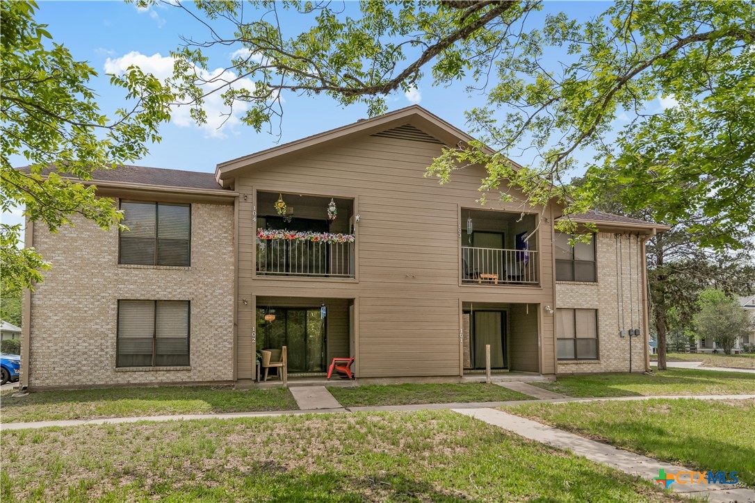 603 E Gonzales and 201 Pecan St Street
